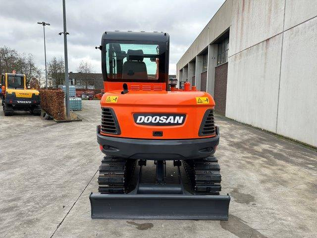 Doosan DX55-9C - Bager goseničar: slika 5 Doosan DX55-9C - Bager goseničar: slika 5