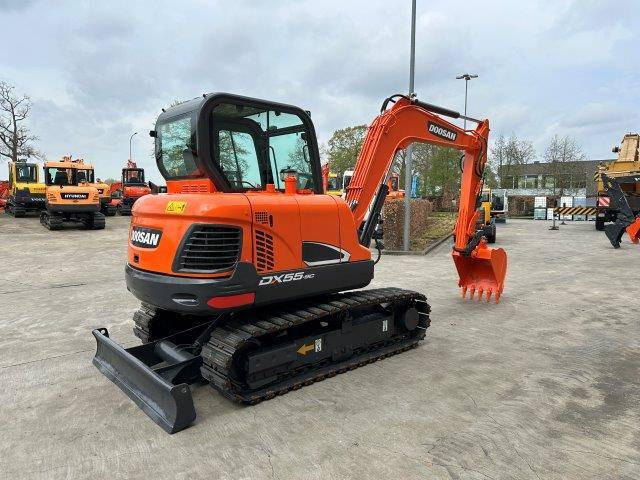 Doosan DX55-9C - Bager goseničar: slika 4 Doosan DX55-9C - Bager goseničar: slika 4