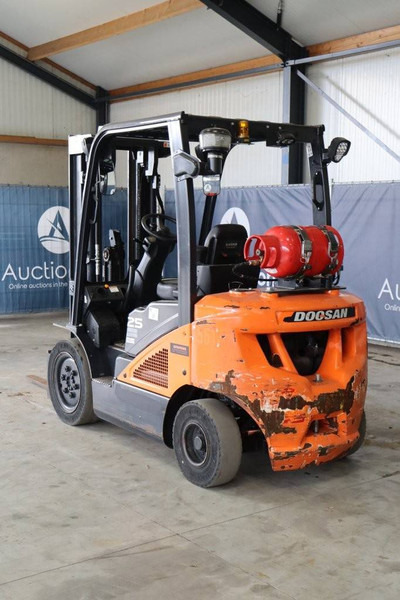 Doosan G25N-7 - Plinski viličar: slika 4 Doosan G25N-7 - Plinski viličar: slika 4