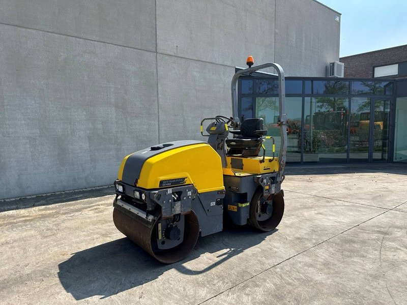Dynapac CC1200 - Valjar: slika 1 Dynapac CC1200 - Valjar: slika 1