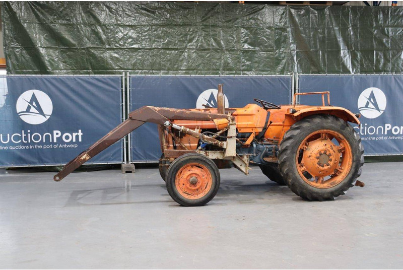 Fiat 450 - Traktor: slika 1 Fiat 450 - Traktor: slika 1