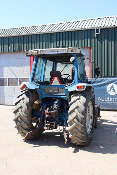 Ford 5610 - Traktor: slika 5 Ford 5610 - Traktor: slika 5