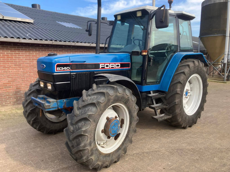 Ford 8340 - Traktor: slika 1 Ford 8340 - Traktor: slika 1