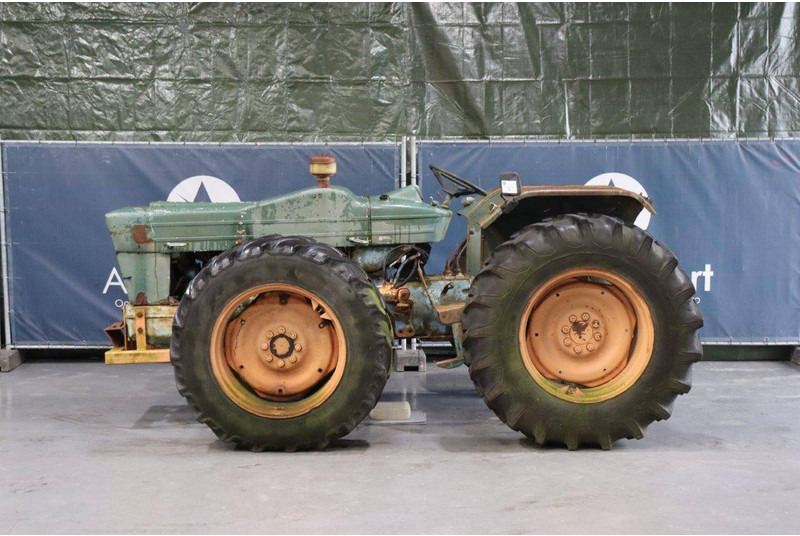 Ford County 1004 - Traktor: slika 2 Ford County 1004 - Traktor: slika 2