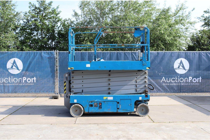 Genie GS4047 - Škarjasta dvižna ploščad: slika 2 Genie GS4047 - Škarjasta dvižna ploščad: slika 2