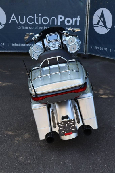 Harley-Davidson Road Glide CVO - Motorno kolo: slika 5 Harley-Davidson Road Glide CVO - Motorno kolo: slika 5