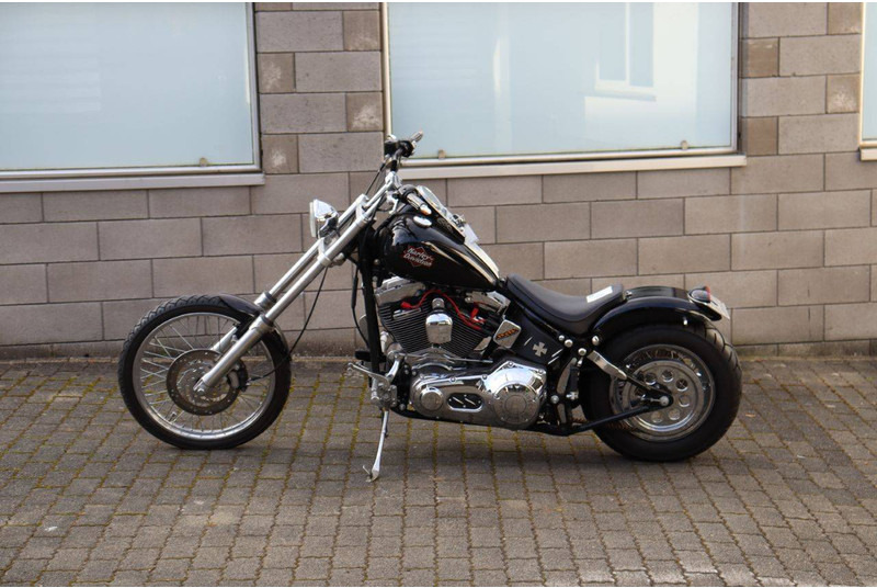 Harley-Davidson Soft Tail FXSTB Chopper - Motorno kolo: slika 2 Harley-Davidson Soft Tail FXSTB Chopper - Motorno kolo: slika 2