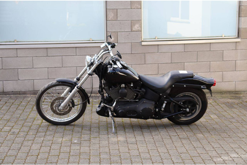 Harley-Davidson Soft Tail Night Train - Motorno kolo: slika 1 Harley-Davidson Soft Tail Night Train - Motorno kolo: slika 1