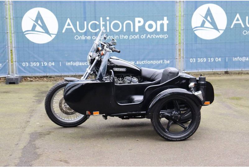 Harley-Davidson Sporster XL883 - Motorno kolo: slika 1 Harley-Davidson Sporster XL883 - Motorno kolo: slika 1