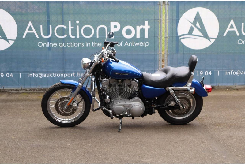 Harley-Davidson Sportster XL883 - Motorno kolo: slika 1 Harley-Davidson Sportster XL883 - Motorno kolo: slika 1