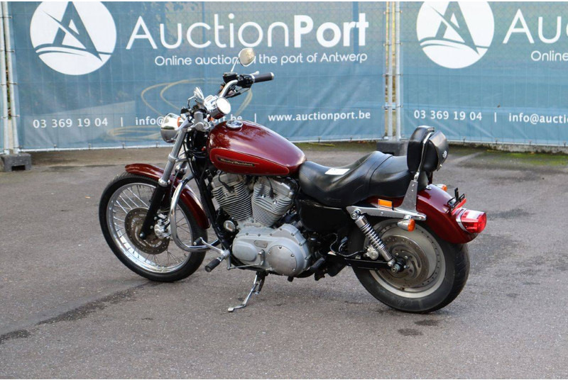 Harley-Davidson Sportster XL883 - Motorno kolo: slika 3 Harley-Davidson Sportster XL883 - Motorno kolo: slika 3