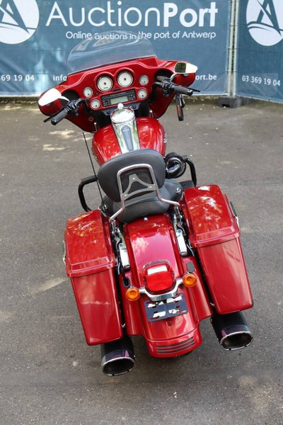 Harley-Davidson Street Glide Touring - Motorno kolo: slika 5 Harley-Davidson Street Glide Touring - Motorno kolo: slika 5