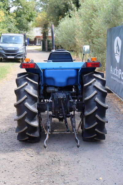 Iseki TA270F - Traktor: slika 5 Iseki TA270F - Traktor: slika 5