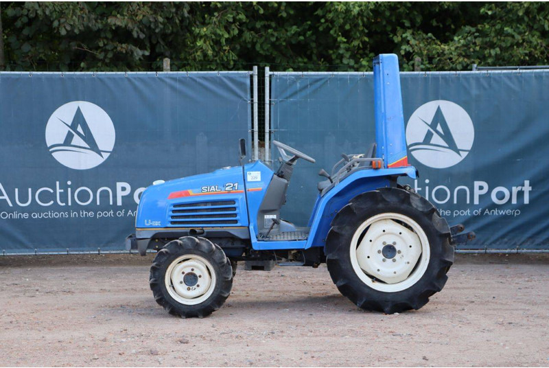 Iseki TF21F - Traktor: slika 2 Iseki TF21F - Traktor: slika 2