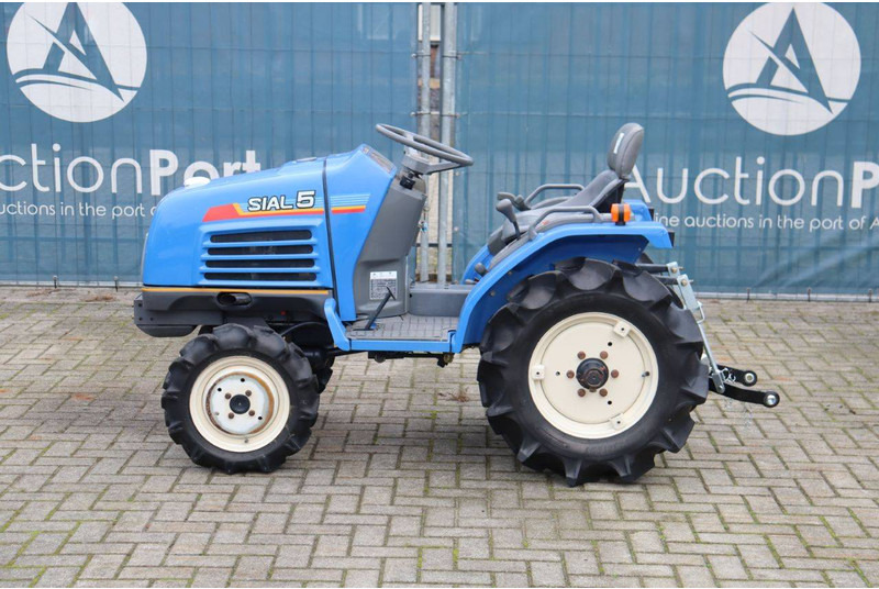 Iseki TF5F - Traktor: slika 2 Iseki TF5F - Traktor: slika 2