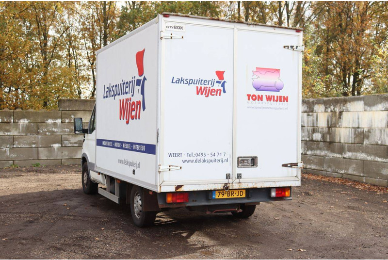 Iveco Daily 35S - Furgon: slika 4 Iveco Daily 35S - Furgon: slika 4