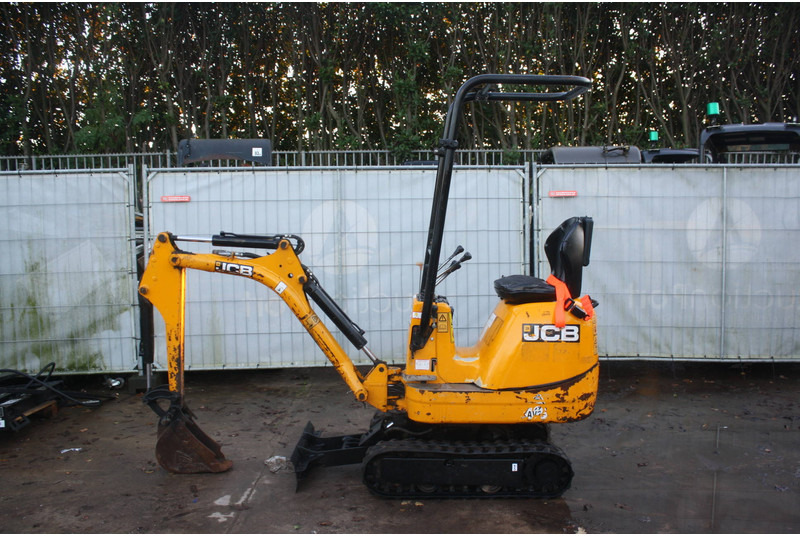 JCB 8008 CT - Mini bager: slika 2 JCB 8008 CT - Mini bager: slika 2