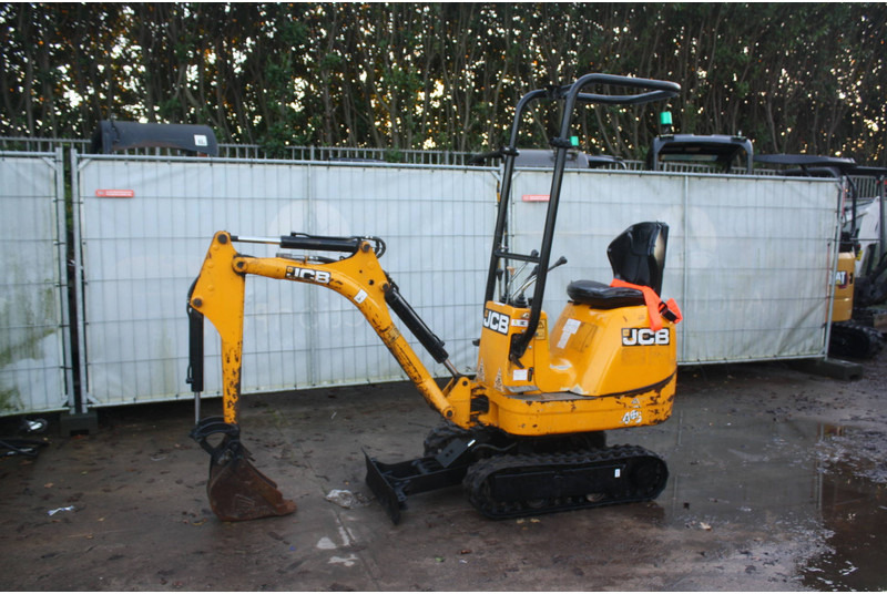 JCB 8008 CT - Mini bager: slika 1 JCB 8008 CT - Mini bager: slika 1
