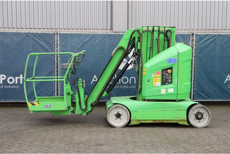 JLG Toucan 12E Plus - Dvižna ploščad: slika 2 JLG Toucan 12E Plus - Dvižna ploščad: slika 2