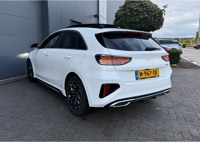 Kia pro_cee'd (III - update 2) 1.0 T-GDi GT-line - Limuzina: slika 2 Kia pro_cee'd (III - update 2) 1.0 T-GDi GT-line - Limuzina: slika 2