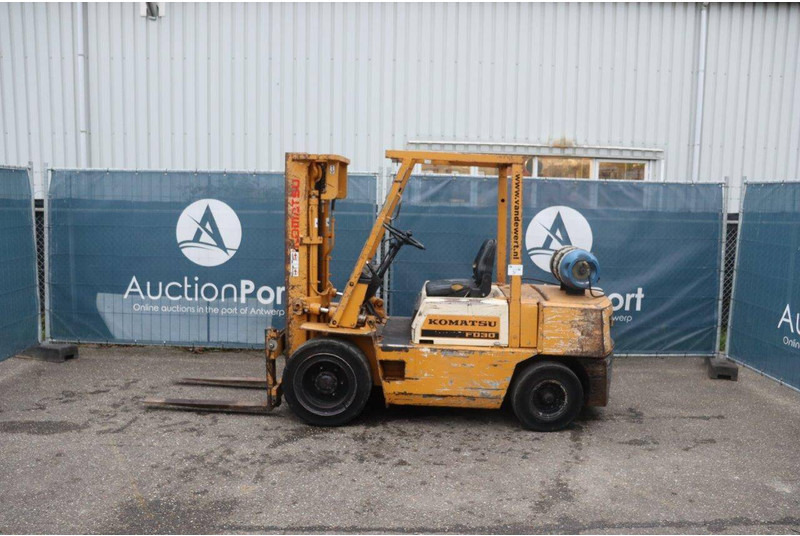 Komatsu FG30-8 - Plinski viličar: slika 2 Komatsu FG30-8 - Plinski viličar: slika 2