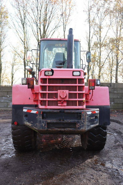 Komatsu WA 270-3 - Kolesni nakladalec: slika 5 Komatsu WA 270-3 - Kolesni nakladalec: slika 5