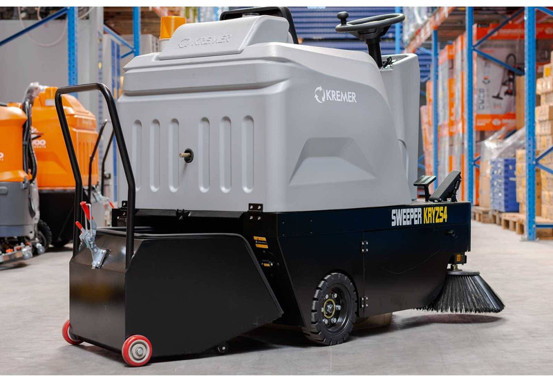 Kremer KRYZS4 Zit - Vozilo za pometanje: slika 3 Kremer KRYZS4 Zit - Vozilo za pometanje: slika 3