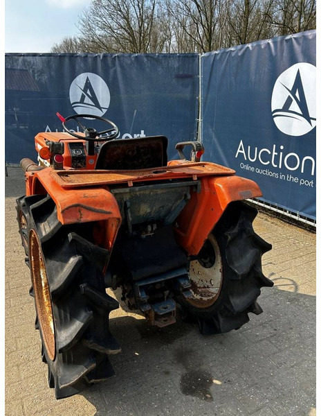 Kubota B1600E - Traktor: slika 2 Kubota B1600E - Traktor: slika 2