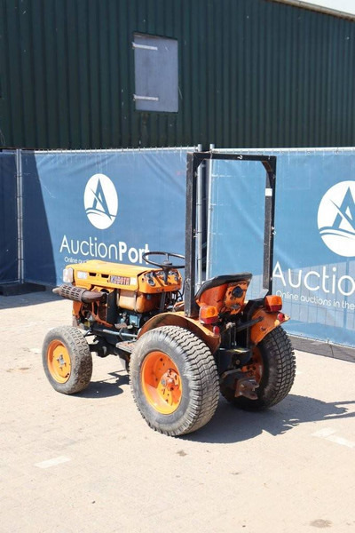 Kubota B6100 D - Traktor: slika 3 Kubota B6100 D - Traktor: slika 3