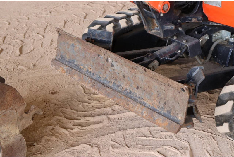 Mini bager Kubota KX019-4: slika 15