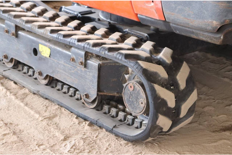 Mini bager Kubota KX019-4: slika 18