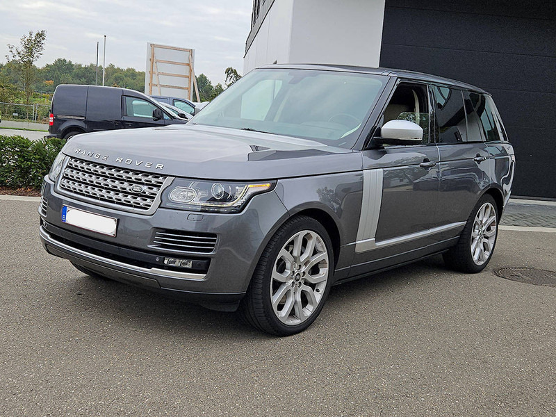 Land Rover Range Rover (IV) TDV8 'Vogue' - SUV: slika 1 Land Rover Range Rover (IV) TDV8 'Vogue' - SUV: slika 1