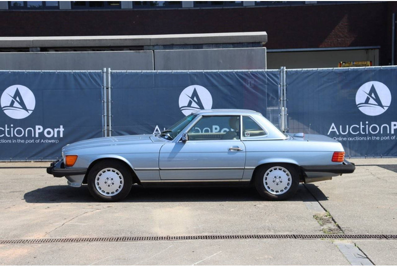Mercedes-Benz 500-serie 560 SL Roadster - Limuzina: slika 2 Mercedes-Benz 500-serie 560 SL Roadster - Limuzina: slika 2