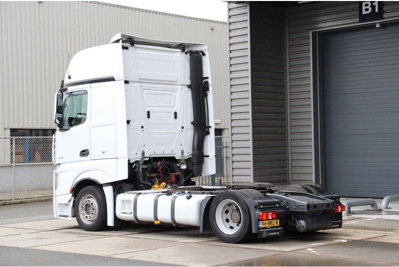 Mercedes-Benz Actros - Tovornjak-šasija: slika 4 Mercedes-Benz Actros - Tovornjak-šasija: slika 4