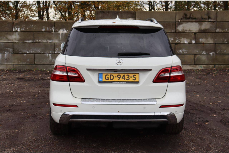 Mercedes-Benz ML350 - Limuzina: slika 5 Mercedes-Benz ML350 - Limuzina: slika 5
