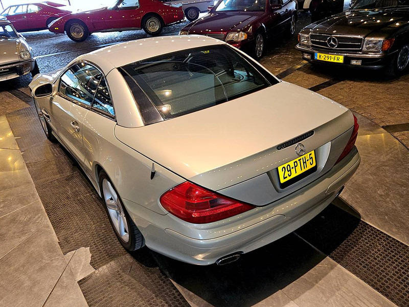 Mercedes-Benz SL-Klasse (R2xx) _ 500 - Limuzina: slika 4 Mercedes-Benz SL-Klasse (R2xx) _ 500 - Limuzina: slika 4