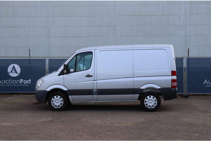 Mercedes-Benz Sprinter - Furgon: slika 3 Mercedes-Benz Sprinter - Furgon: slika 3