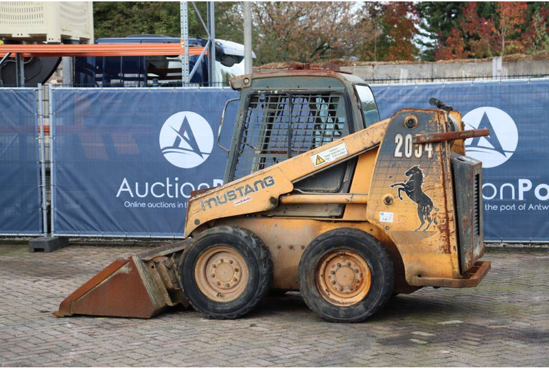 Mustang 2054 - Kolesni nakladalec: slika 3 Mustang 2054 - Kolesni nakladalec: slika 3