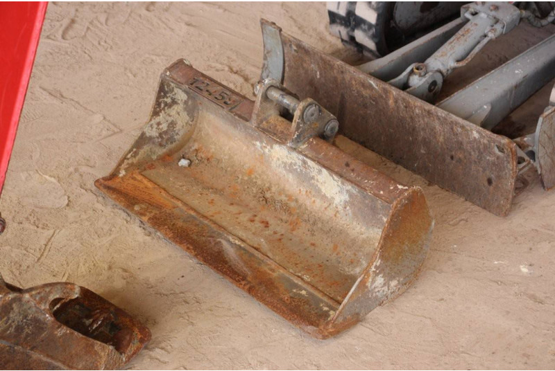 Mini bager Neuson 803: slika 14