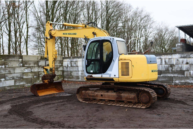 New Holland E115SR - Bager goseničar: slika 4 New Holland E115SR - Bager goseničar: slika 4