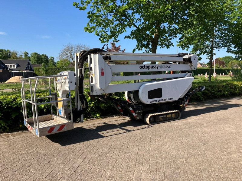 Oil&Steel Octopussy 1800 EVO - Zglobna dvižna ploščad: slika 1 Oil&Steel Octopussy 1800 EVO - Zglobna dvižna ploščad: slika 1