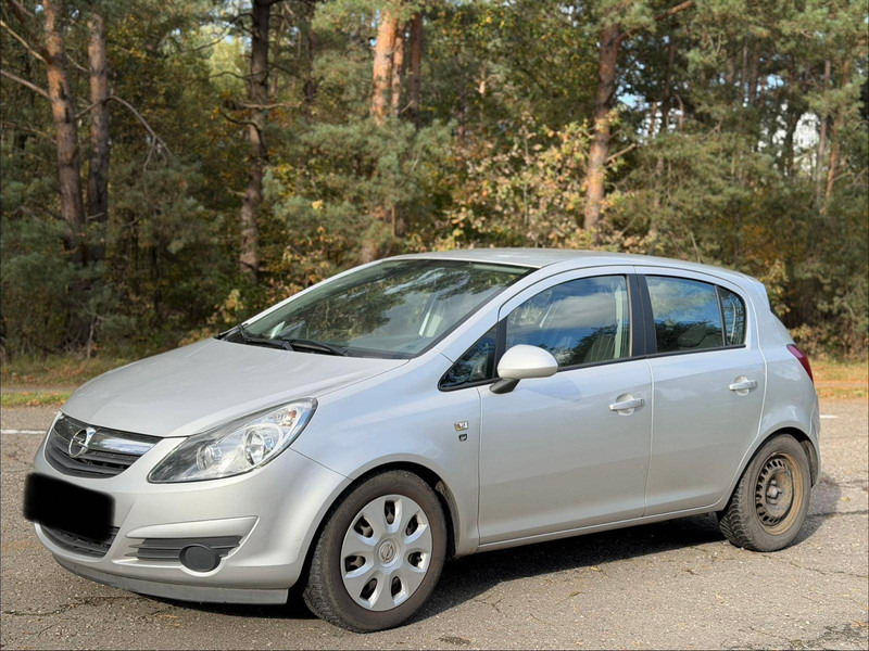 Opel Corsa 1.3 CDTI - Limuzina: slika 1 Opel Corsa 1.3 CDTI - Limuzina: slika 1