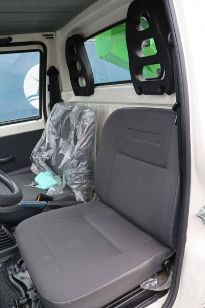 Dvižna ploščad montirana na tovornjak Piaggio Porter Maxxi: slika 17