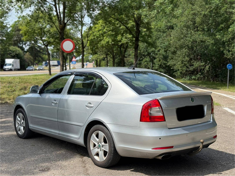 Škoda Octavia 1.6 TDI - Limuzina: slika 4 Škoda Octavia 1.6 TDI - Limuzina: slika 4