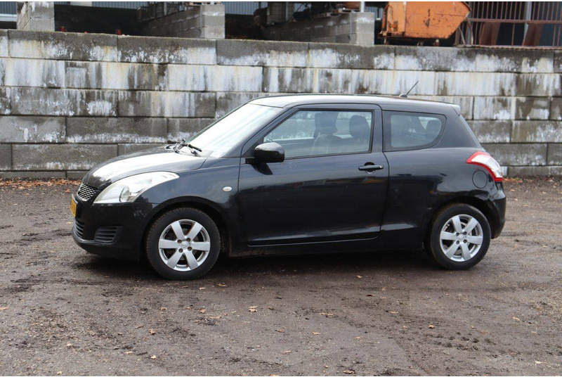Suzuki Swift - Limuzina: slika 1 Suzuki Swift - Limuzina: slika 1