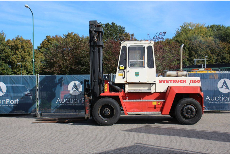 Svetruck 1260-30 - Diesel viličar: slika 2 Svetruck 1260-30 - Diesel viličar: slika 2