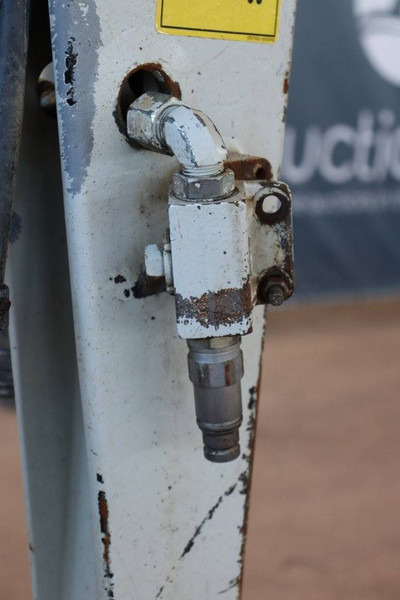 Mini bager Takeuchi TB216: slika 16 Mini bager Takeuchi TB216: slika 16