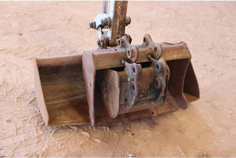 Mini bager Takeuchi TB216: slika 15 Mini bager Takeuchi TB216: slika 15