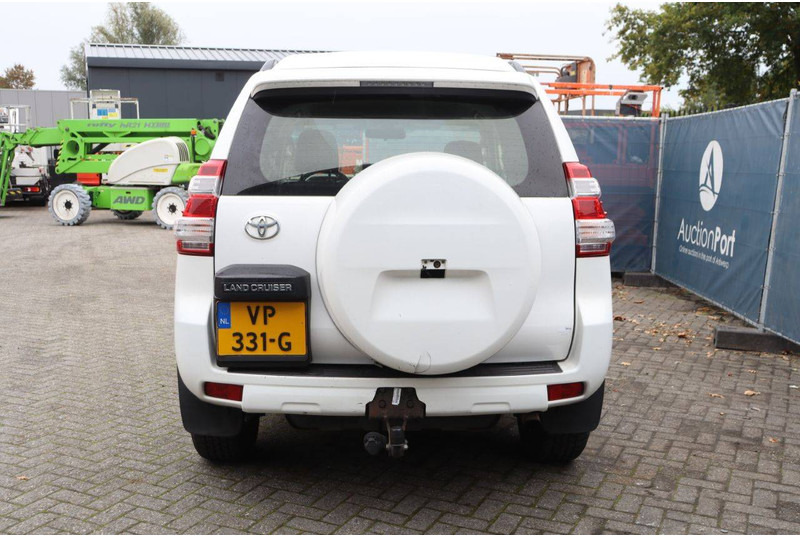 Toyota Land Cruiser - Limuzina: slika 5 Toyota Land Cruiser - Limuzina: slika 5