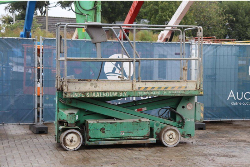 UpRight SL20 - Škarjasta dvižna ploščad: slika 1 UpRight SL20 - Škarjasta dvižna ploščad: slika 1